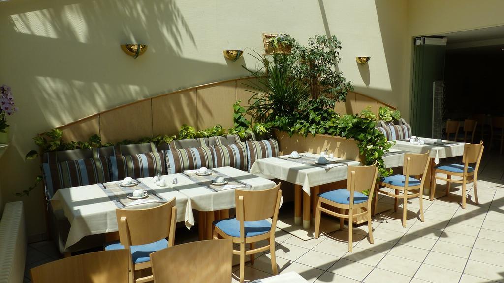 Central Hotel Eschborn Kültér fotó