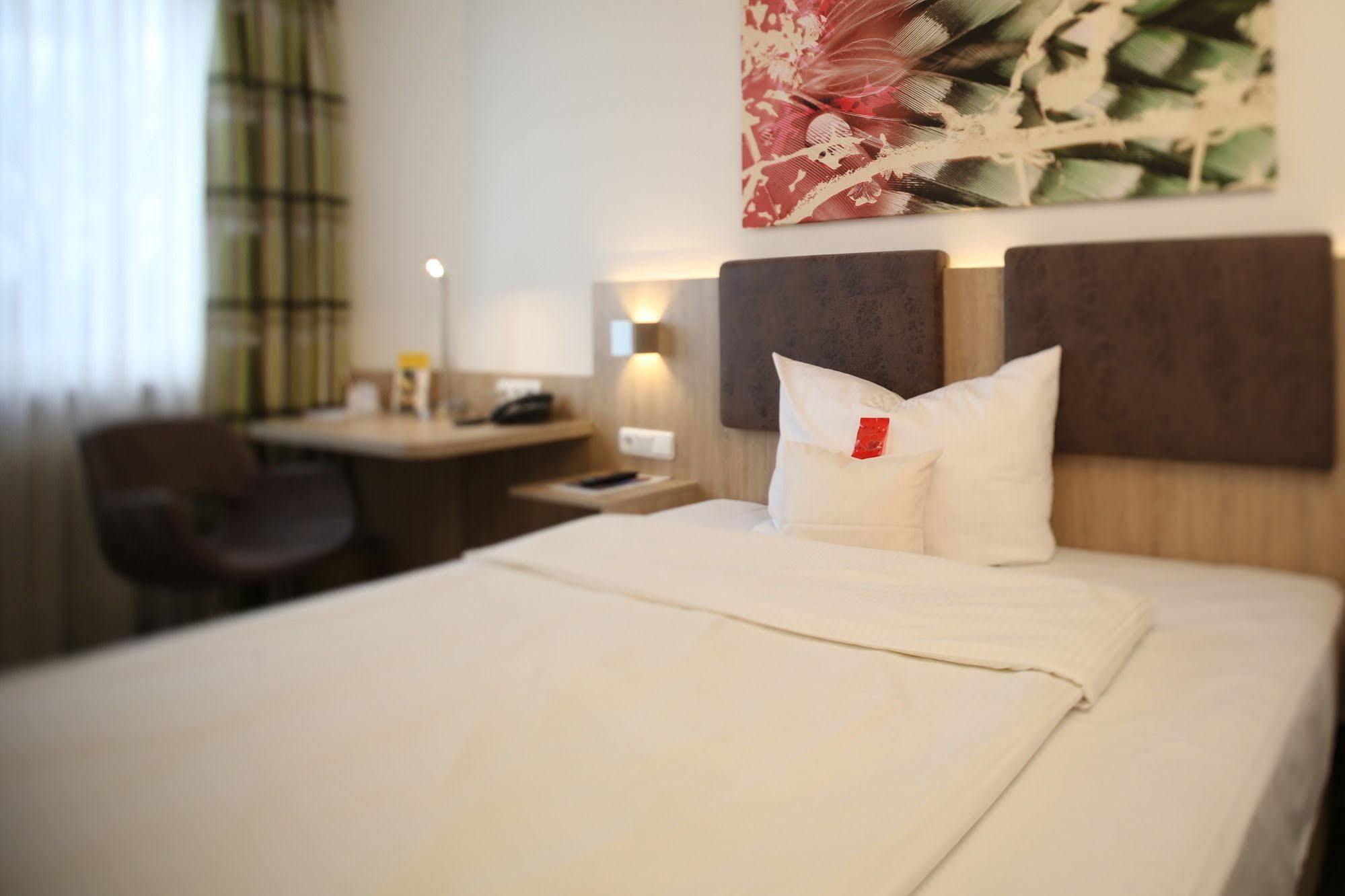 Central Hotel Eschborn Kültér fotó