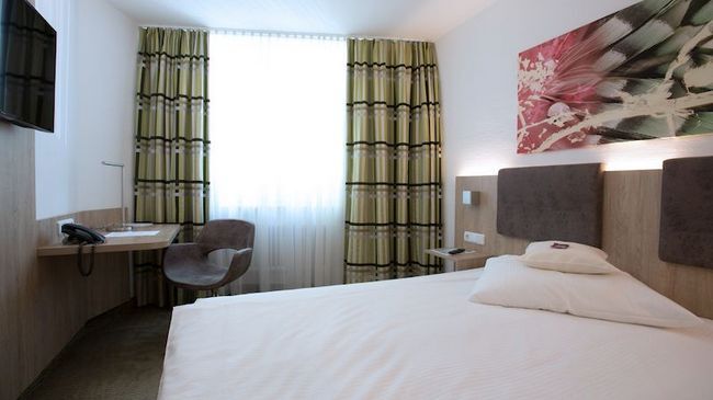 Central Hotel Eschborn Szoba fotó